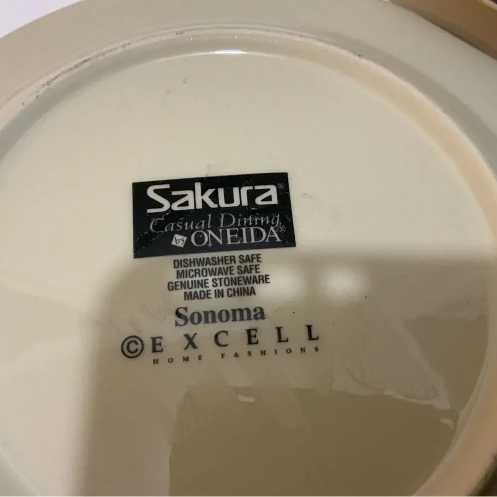 2 Sakura Sonoma Oneida Excell Fruit Pattern Salad Dessert Plates 8.25